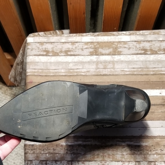 Kenneth Cole Reaction Womens Booties size 8 - Picture 4 of 5